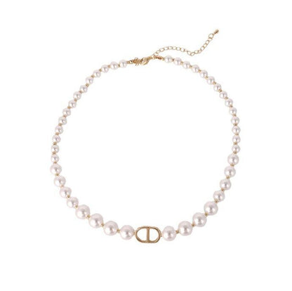 Pearl necklace