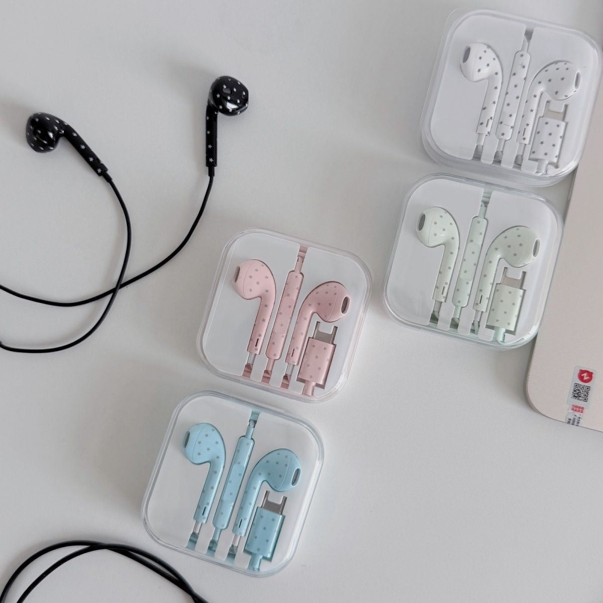 Viral polka dots earphone Type C