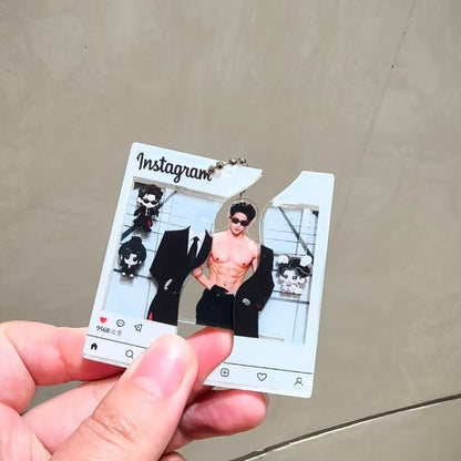 Zhang linghe Chinese star pull out card acrylic keychain