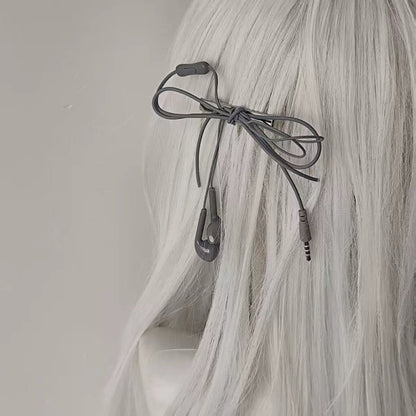 Viral earphone hair clip