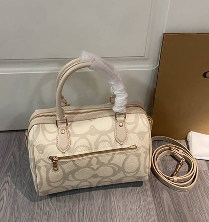 COACH July new product CBM15 3D three-dimensional logo Boston pillow bag