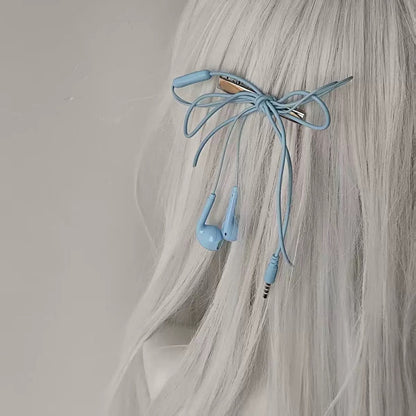 Viral earphone hair clip