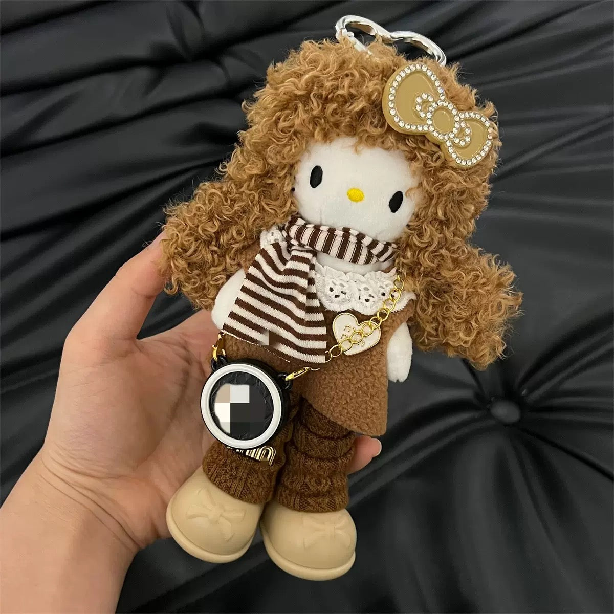 Hello kitty doll plushie keyring with full accessories
