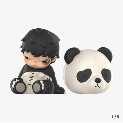 Panda Hirono Popmart figurine