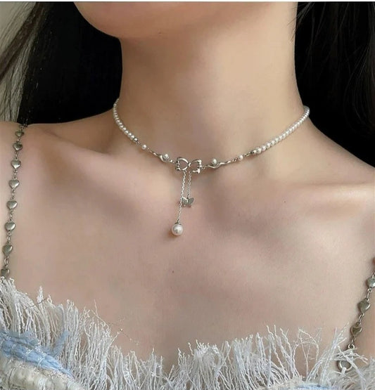 Pearl butterfly pearl necklace