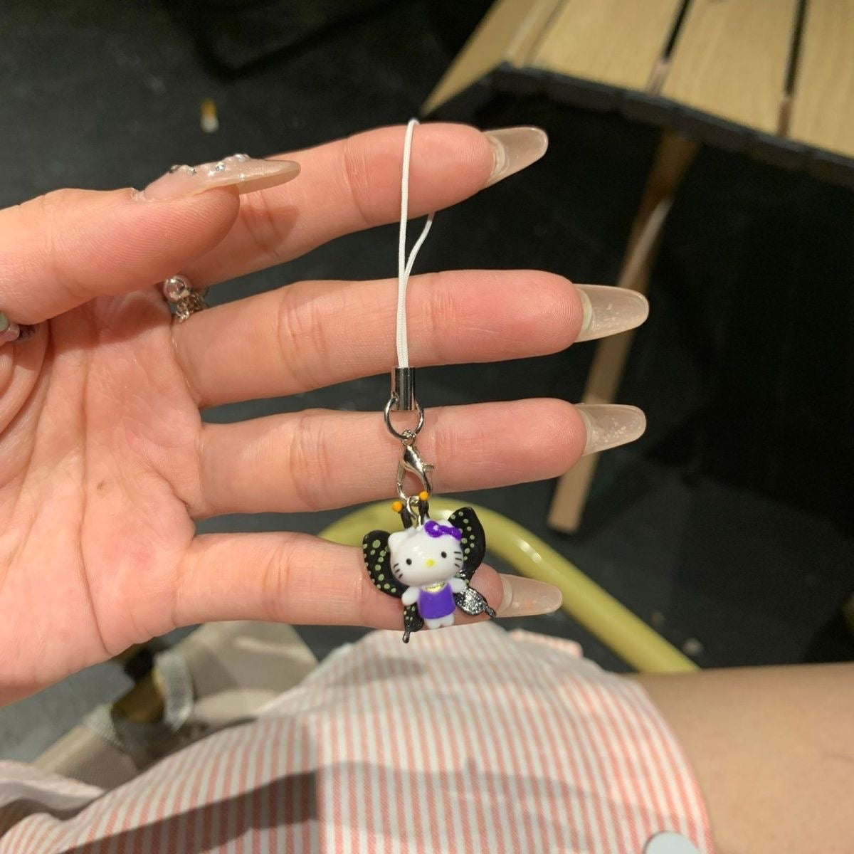 Hello kitty charm keychain
