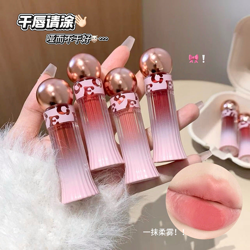Gege bear lightweight velvet lip mud