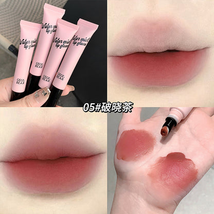 Gege bear water mist lip glaze