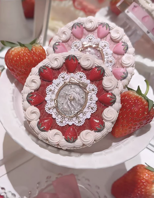 Flower knows Strawberry Cupid pressed for setting makeup