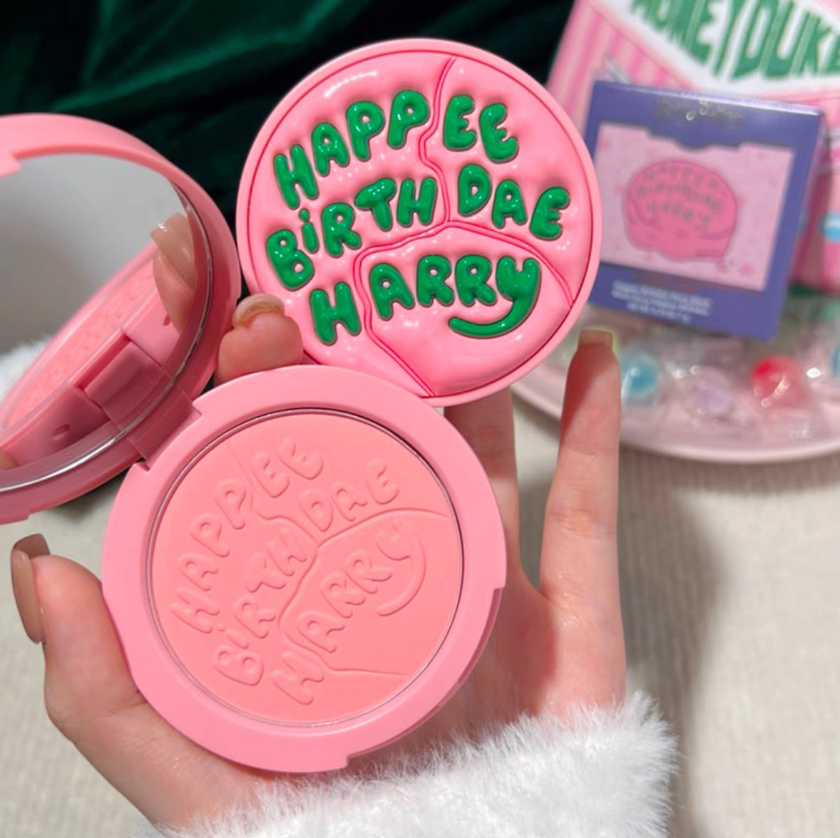 Sheglam Harry Potter limited Edition Cake Blush